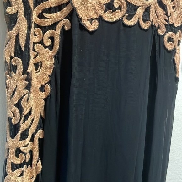 𝅺Elegant Rhythm Embellished Dipped Side Half Sheer Dress Nightdress - Picture 3 of 16